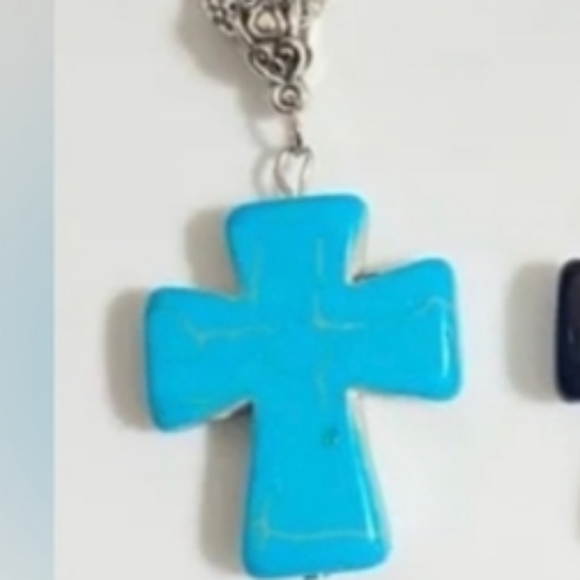Blue Tourquise Cross Necklace Crucifx Silver 18" Chain and 2-1/2" extender NEW - Picture 10 of 11